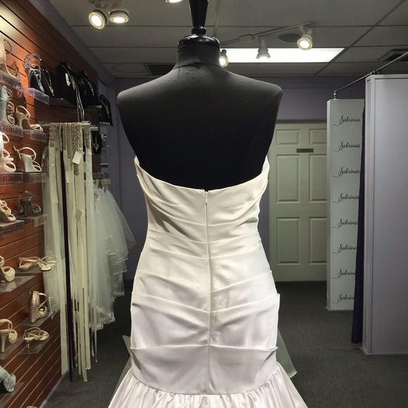 Lia Mia - Style J118 - Size 10 - Diamond/White - Picture 4 of 4